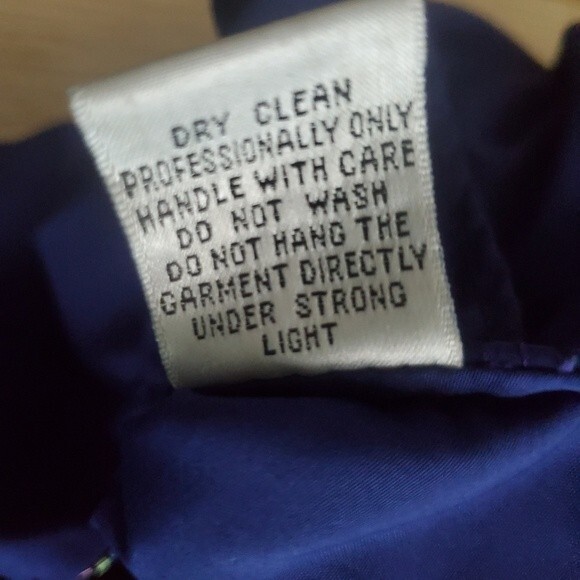 Beaded blue sleeveless sparkle top vintage - Picture 3 of 12